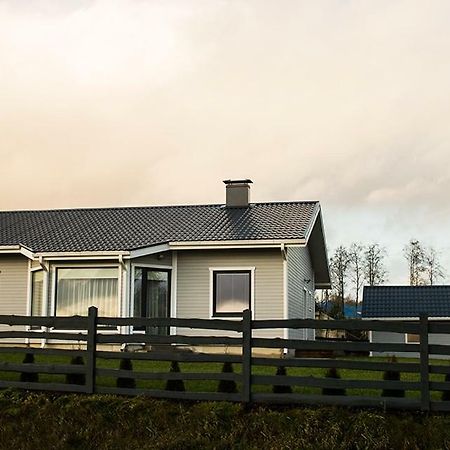 Estate Holiday Home Kuldīga Exteriör bild
